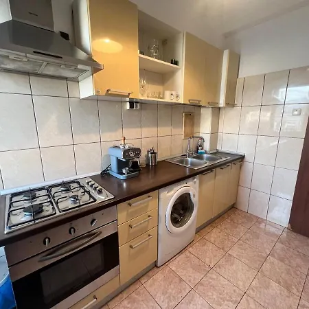 Cozy Near Coltea Hospital Old Town * בוקרשט